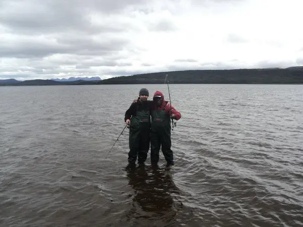 Pescadores con waders en Lago Blanco